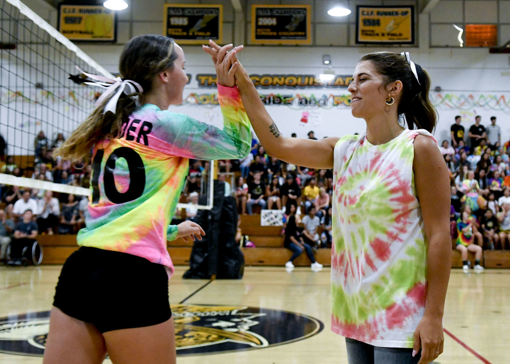 091219 Lompoc Cabrillo volleyball 17.jpg